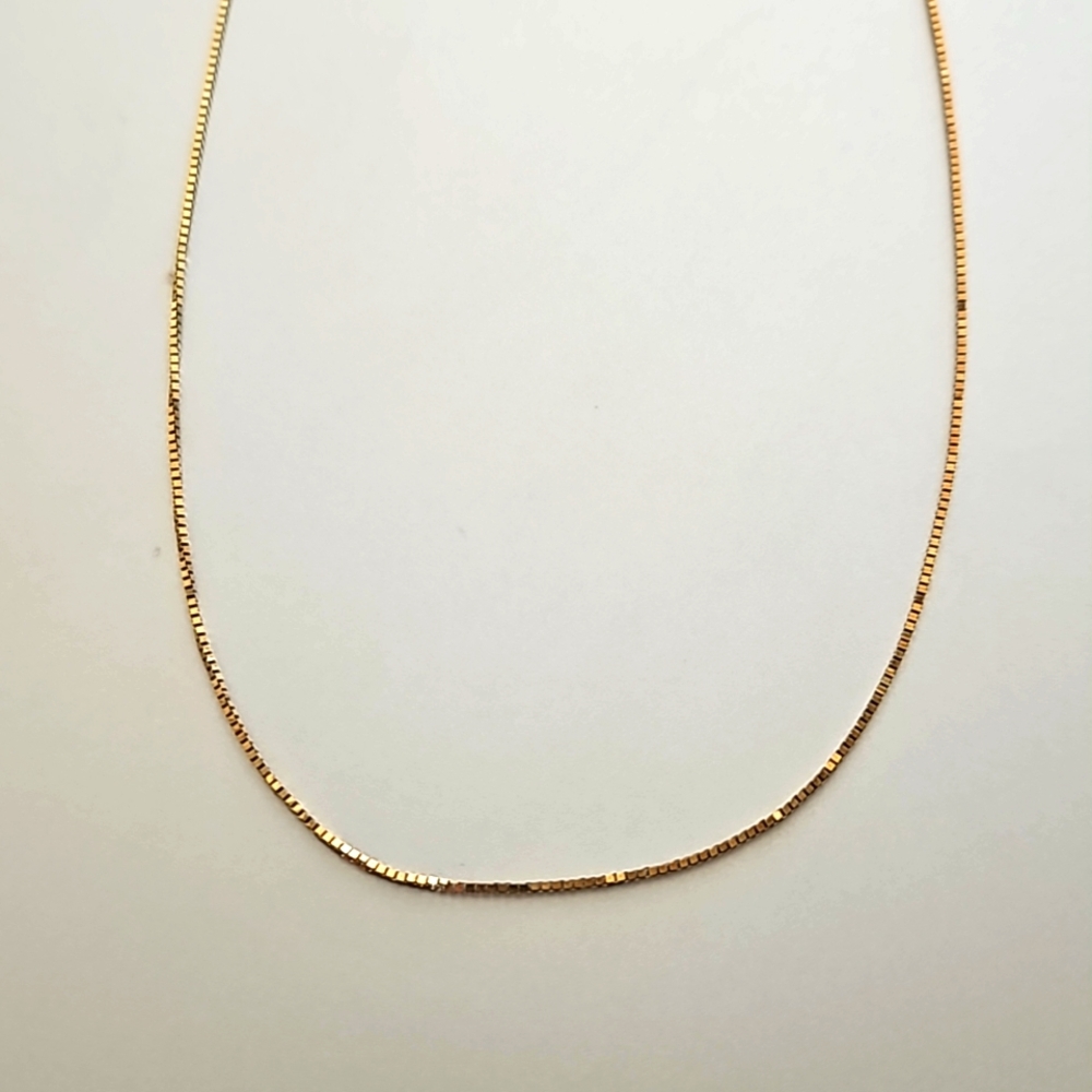 14kt yellow gold 16" box chain